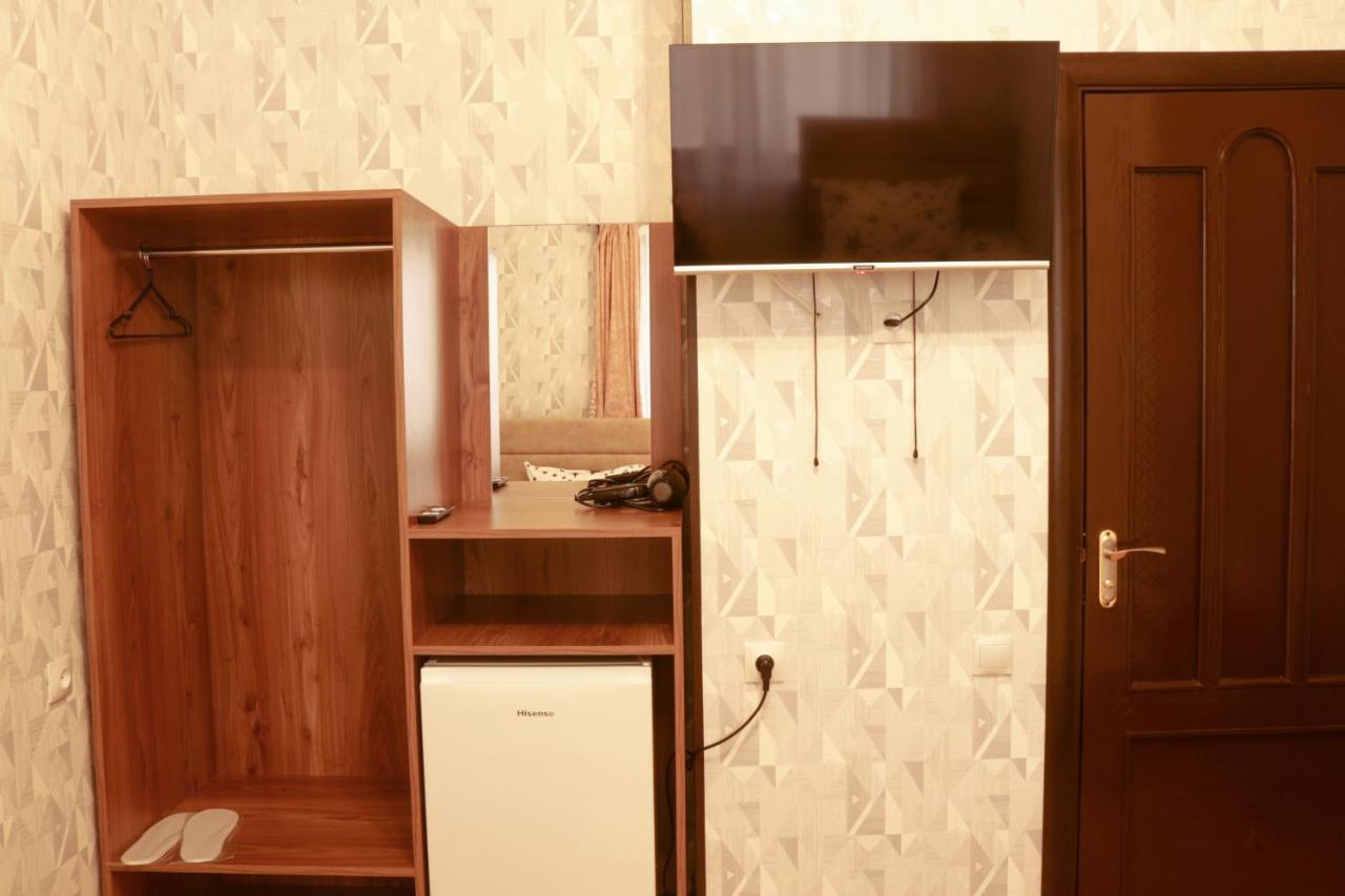 Styopa Hotel Ереван Экстерьер фото