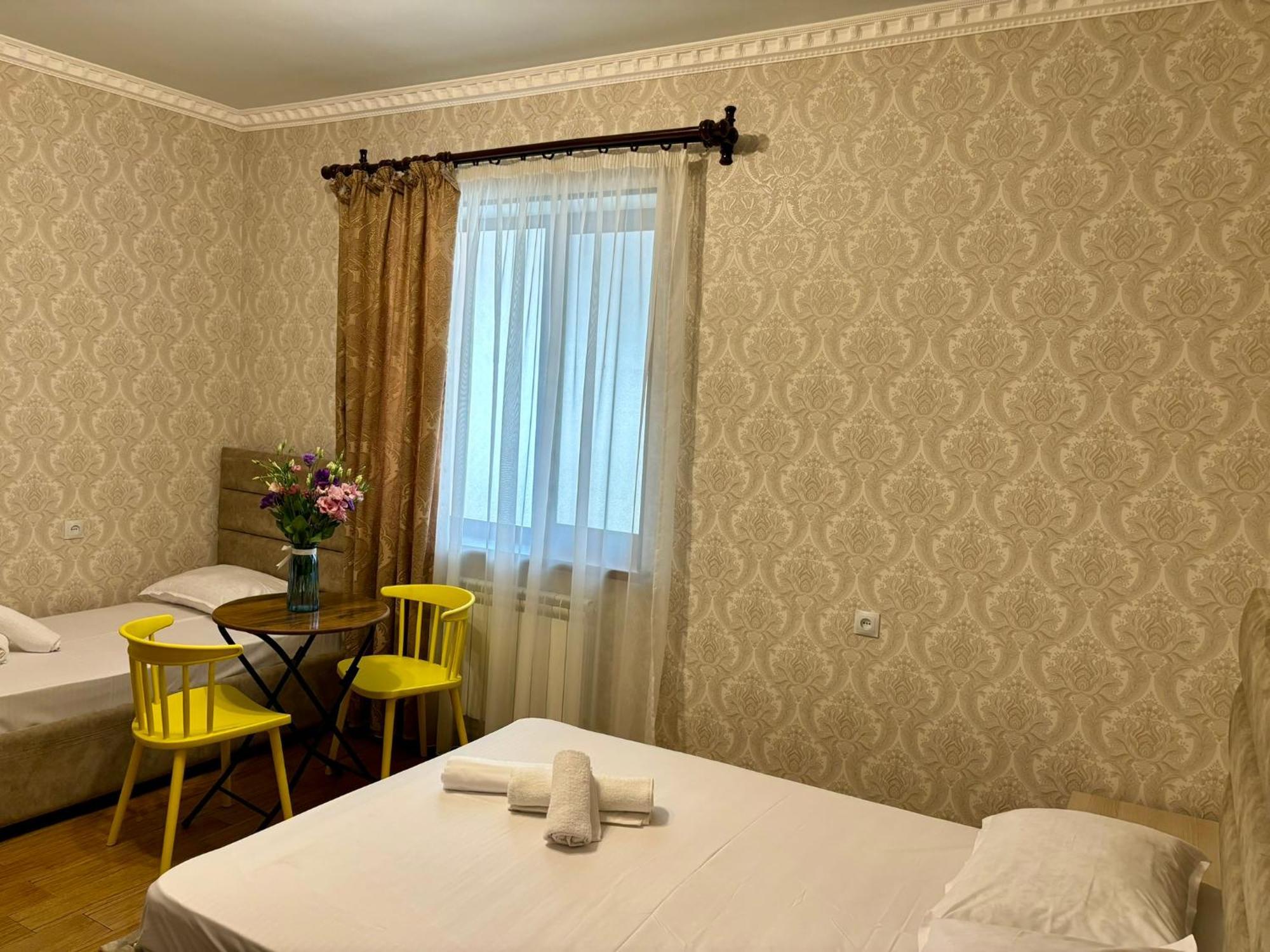 Styopa Hotel Ереван Экстерьер фото