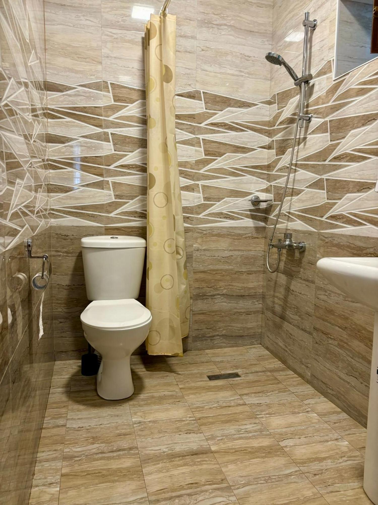 Styopa Hotel Ереван Экстерьер фото