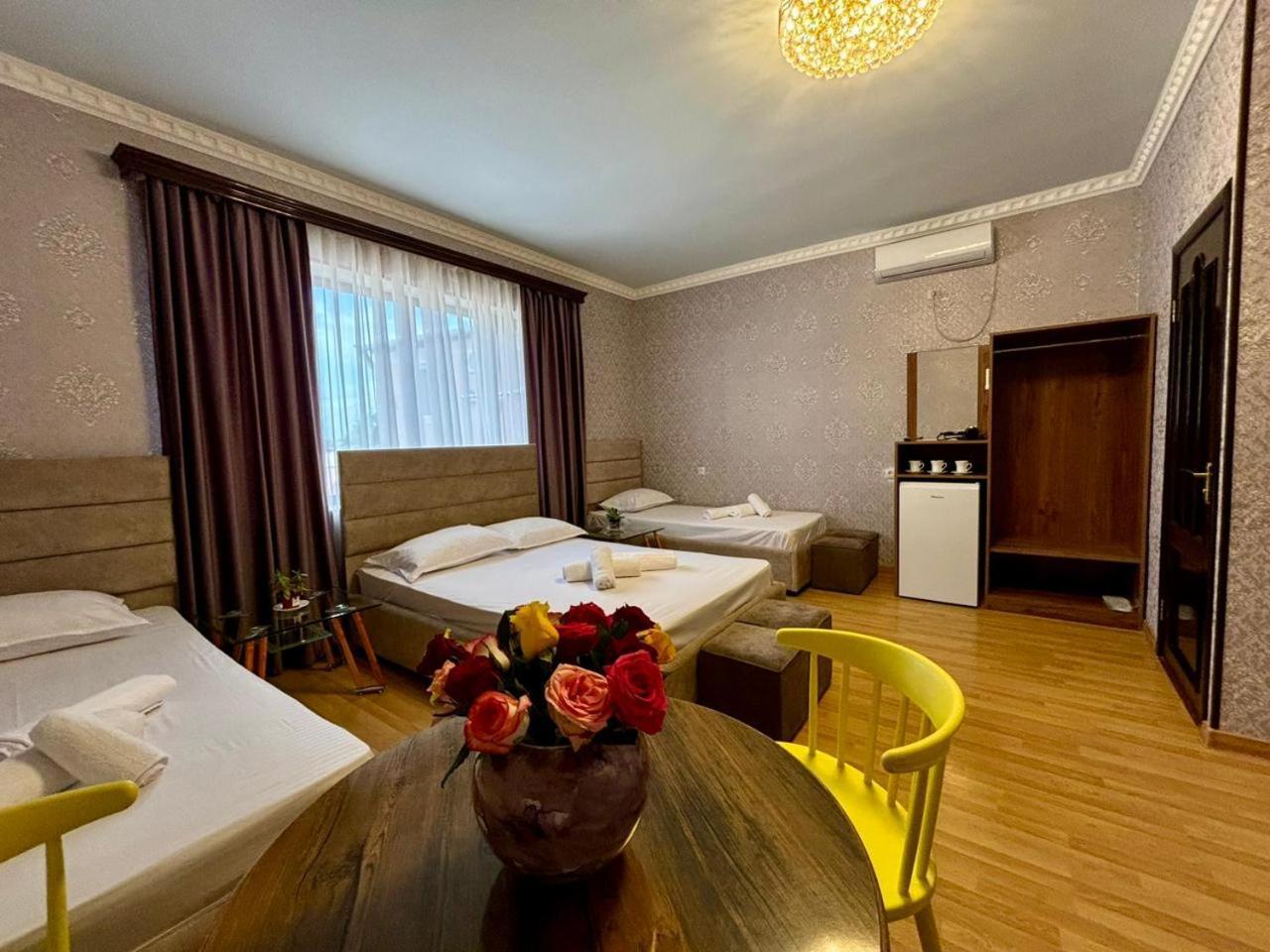 Styopa Hotel Ереван Экстерьер фото