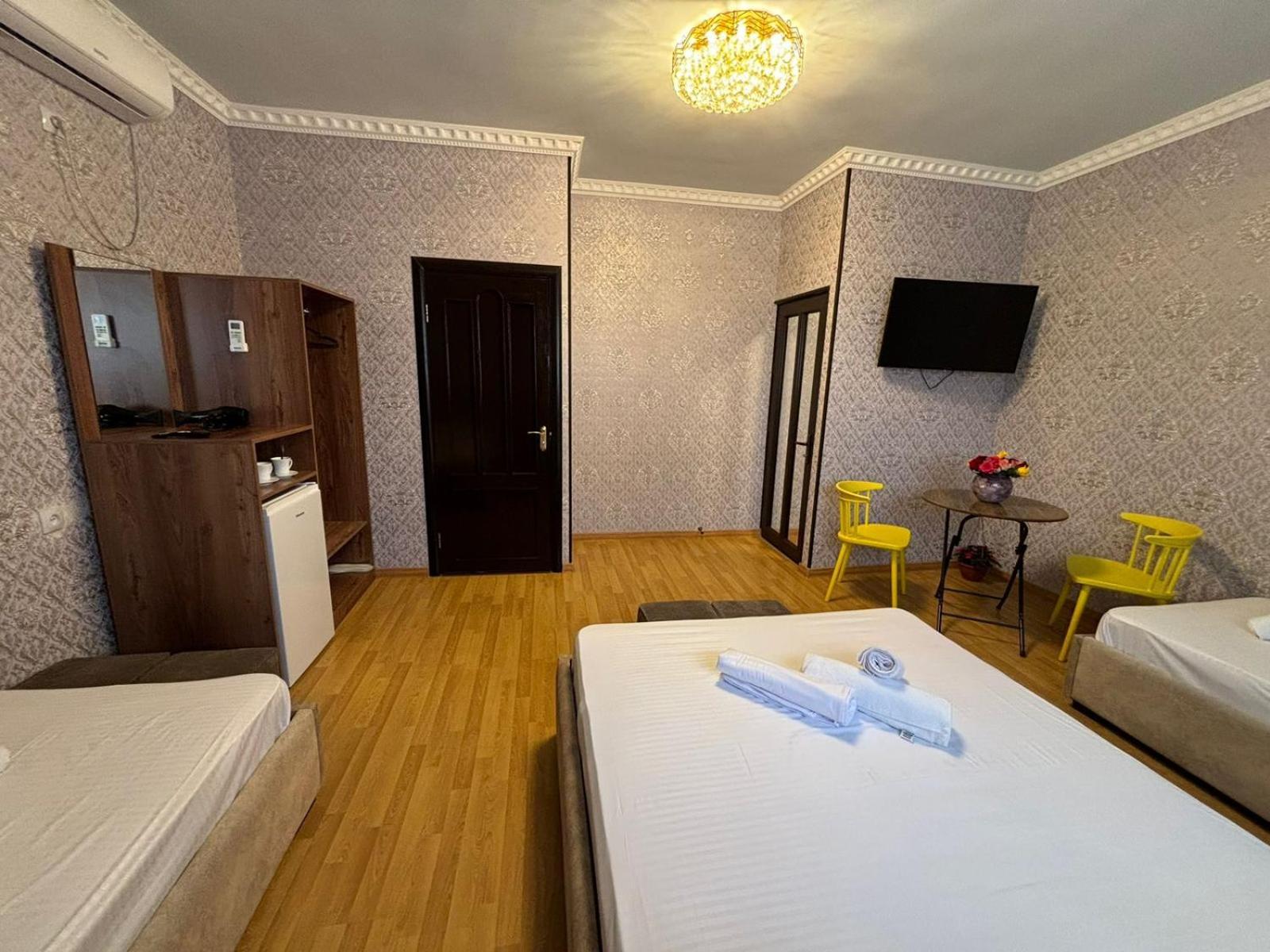 Styopa Hotel Ереван Экстерьер фото