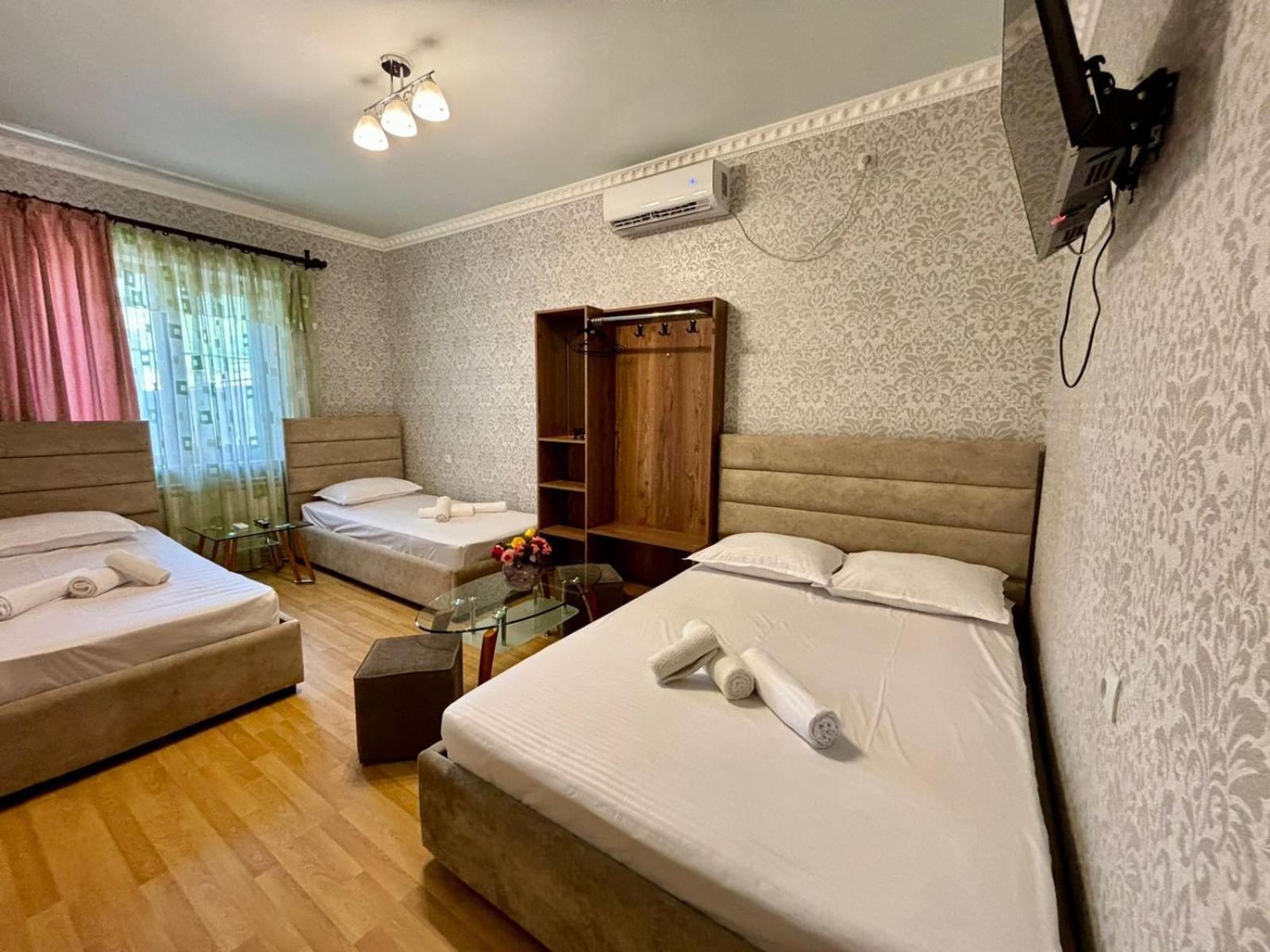 Styopa Hotel Ереван Экстерьер фото