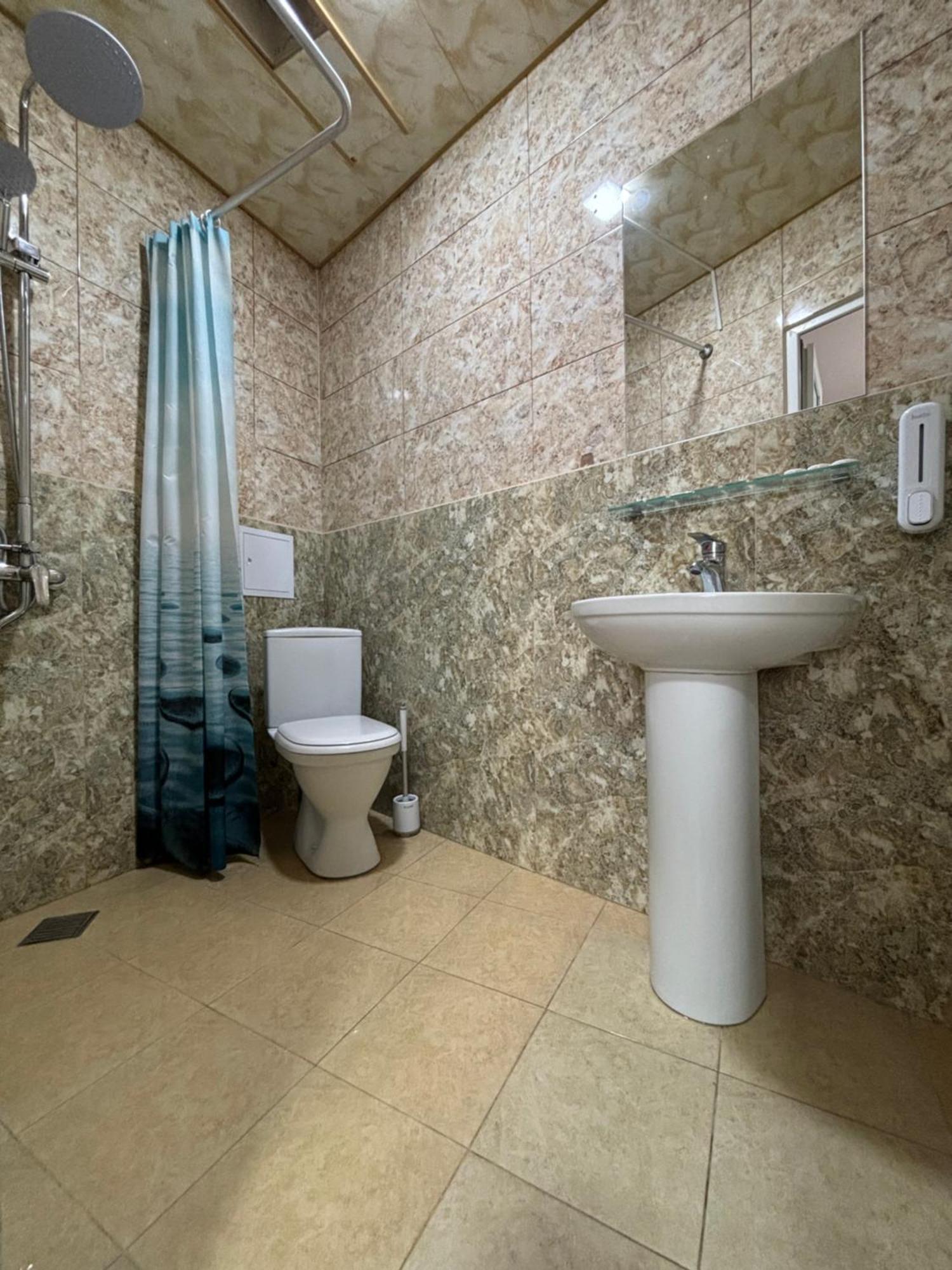 Styopa Hotel Ереван Экстерьер фото
